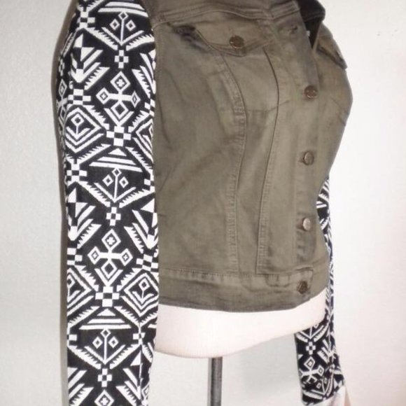 JESSICA SIMPSON MS SZ LARGE DARK OLIVE JACQUARD PRINT SLEEVES PIXIE DENIM JACKET - Picture 4 of 8